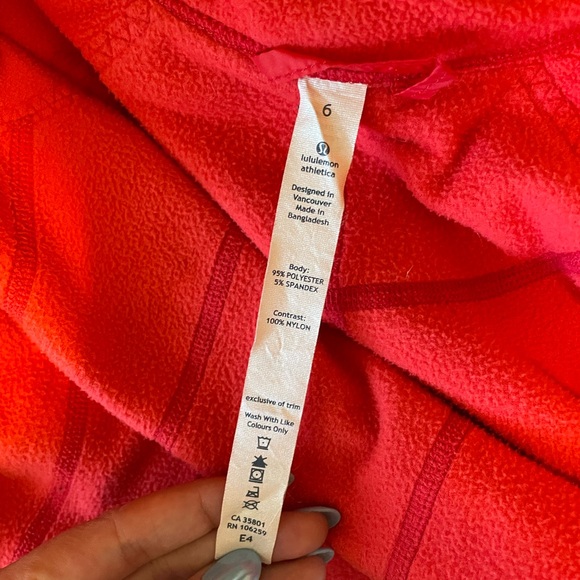 lululemon red bundle up jacket - Picture 3 of 6